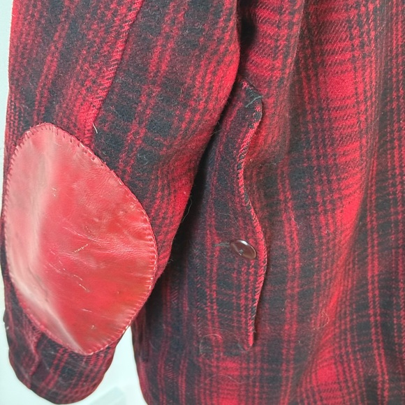 Mackinaw Woolrich Red and Black Plaid Field Jacket/RARE - Picture 6 of 10